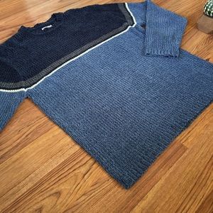 Arizona Jeans Co Sweater / Brand New / Smoke Free